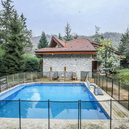 فيلة Spacious Private With Pool In Sile Ahmetli